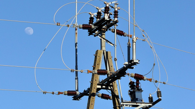 /media/image/taxonomy/menu/68ac31fd12740-electricity-7895181-1280.jpg